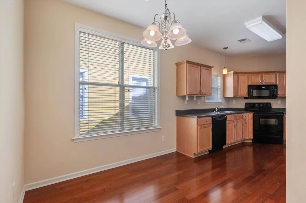 1365 HARBOR PARK DR Memphis, TN 38103
