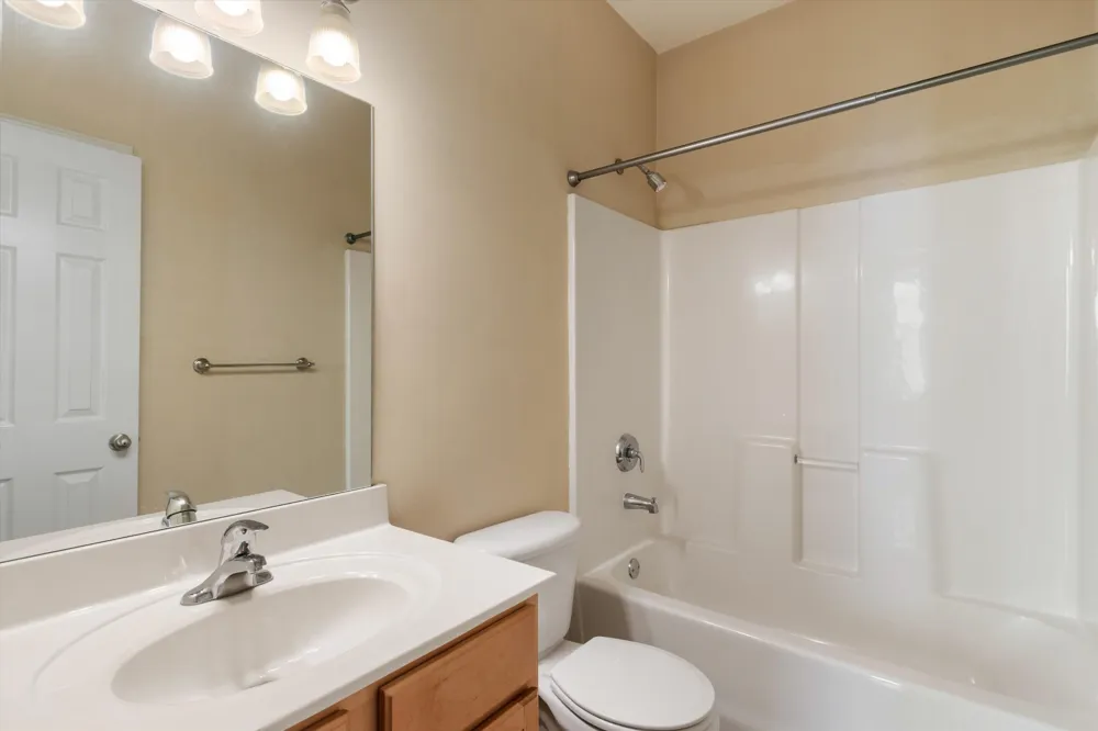 1365 HARBOR PARK DR Memphis, TN 38103