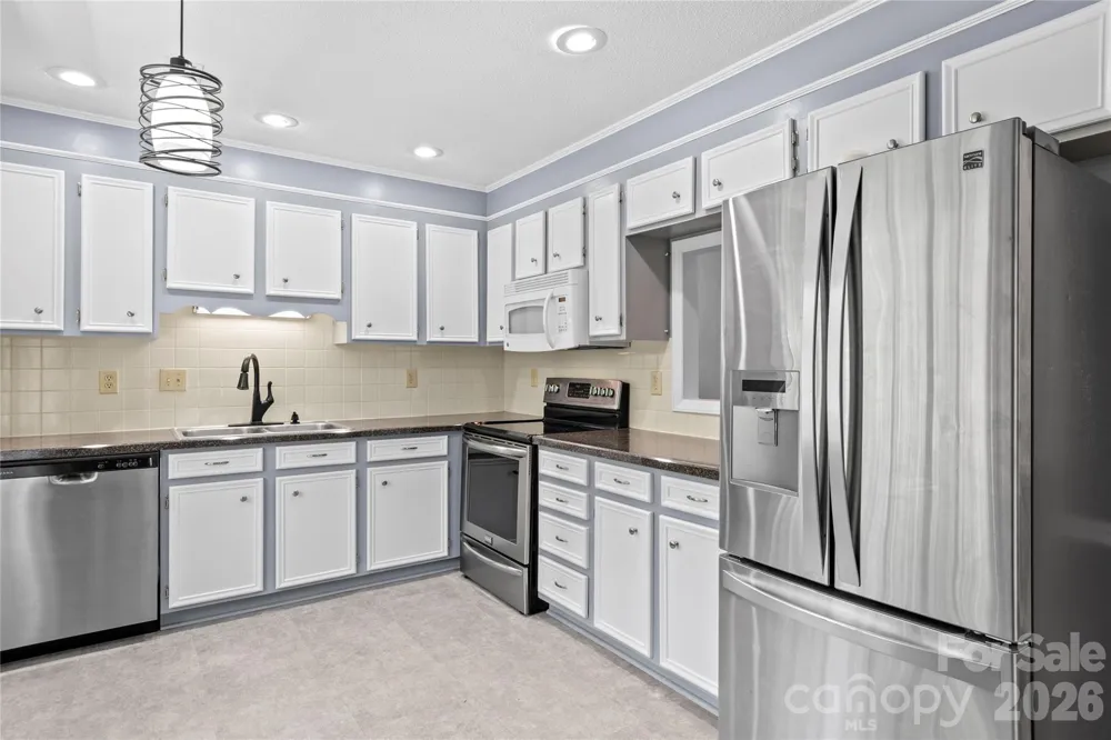 3138 Burke Mill Court Winston Salem, NC 27103