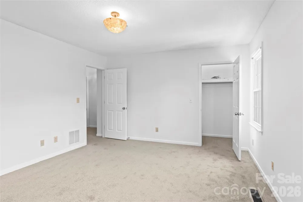 3138 Burke Mill Court Winston Salem, NC 27103