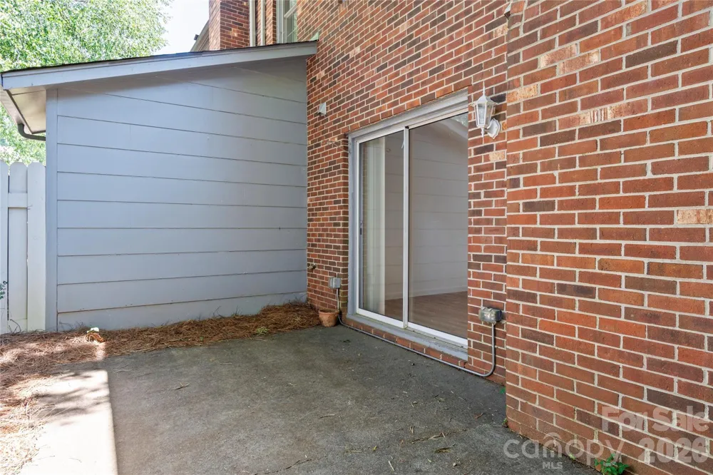 3138 Burke Mill Court Winston Salem, NC 27103