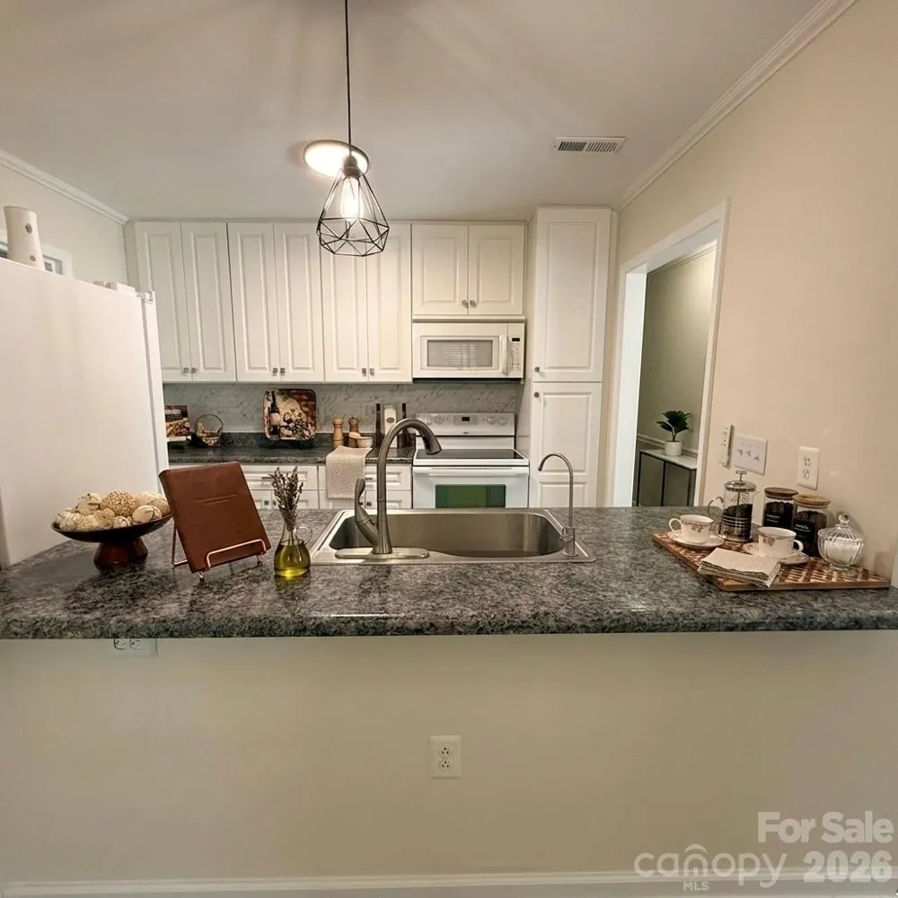 12334 Danby Road Pineville, NC 28134