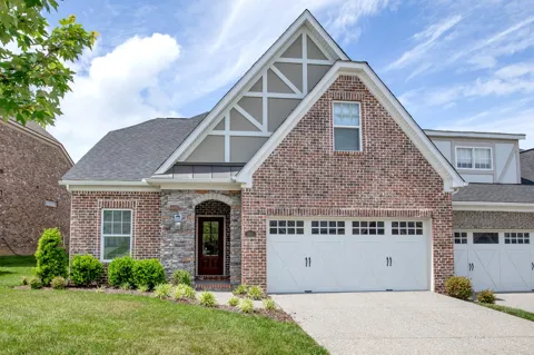886 Cherry Grove Dr