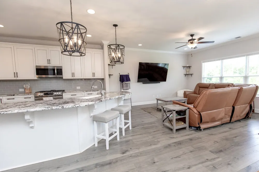 886 Cherry Grove Dr Hendersonville, TN 37075
