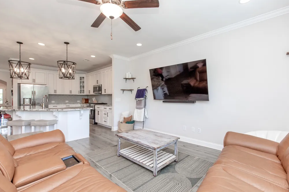 886 Cherry Grove Dr Hendersonville, TN 37075