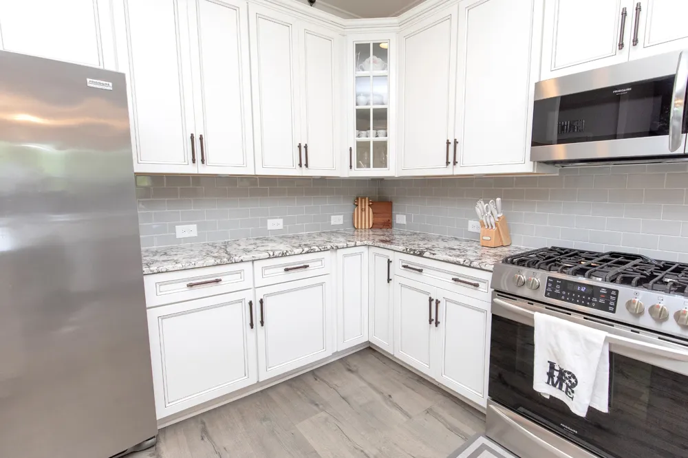 886 Cherry Grove Dr Hendersonville, TN 37075