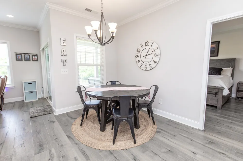 886 Cherry Grove Dr Hendersonville, TN 37075