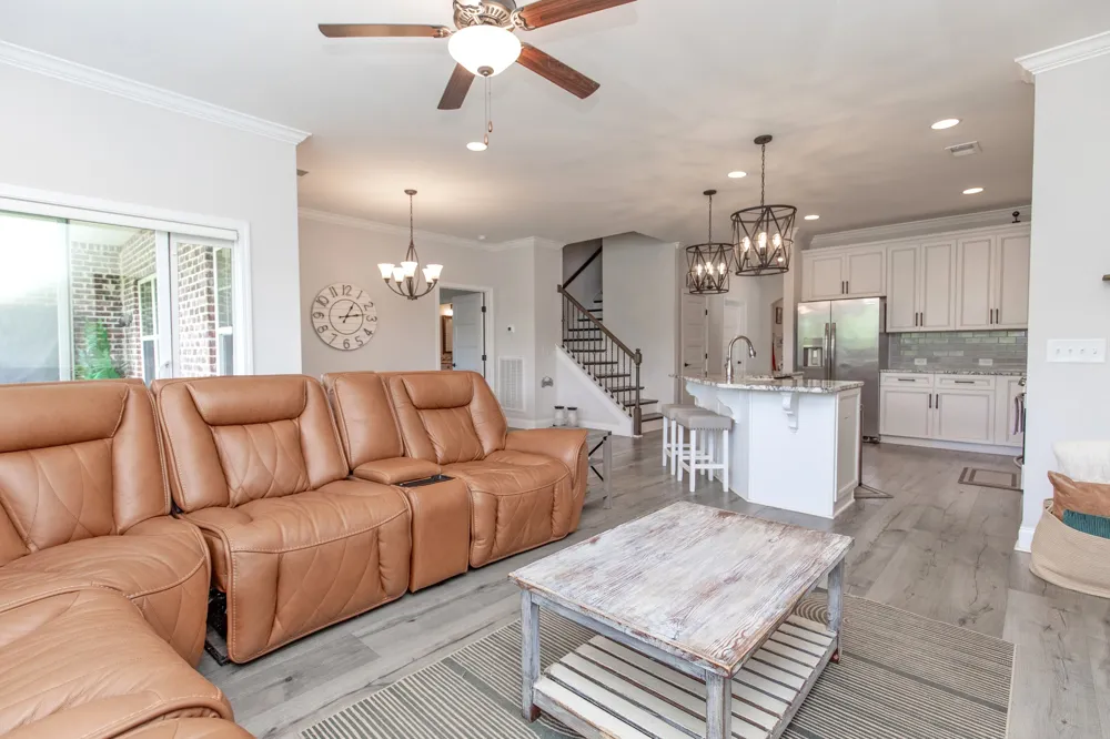 886 Cherry Grove Dr Hendersonville, TN 37075