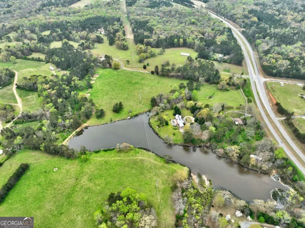 3571 Highway 20 W Hampton, GA 30228