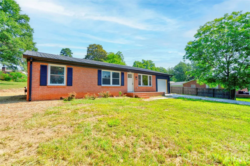 2994 Lutz Boulevard Newton, NC 28658