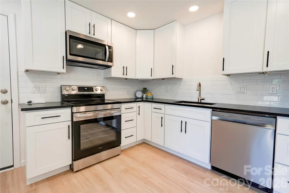 2994 Lutz Boulevard Newton, NC 28658
