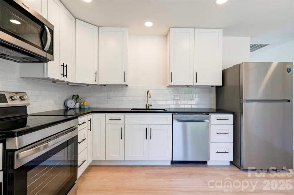 2994 Lutz Boulevard Newton, NC 28658