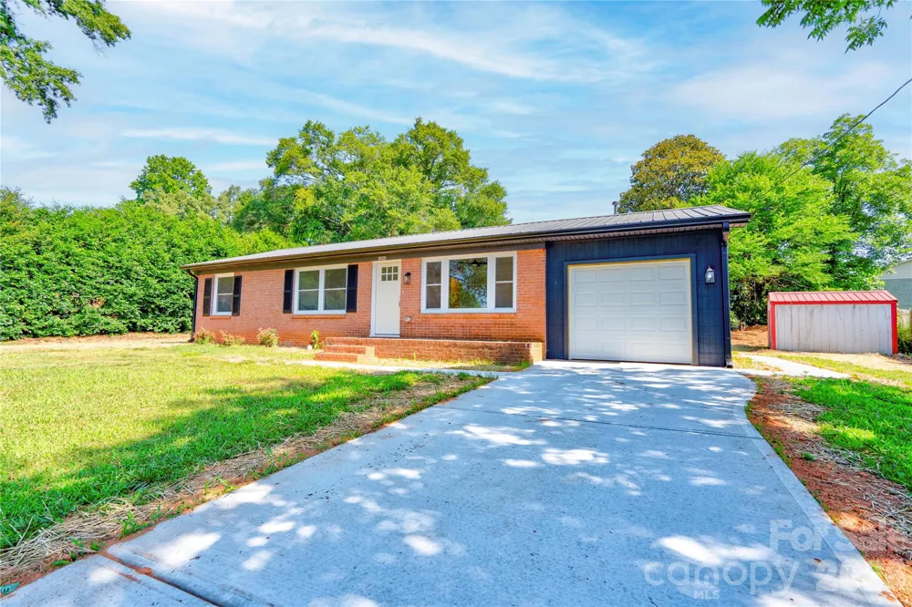 2994 Lutz Boulevard Newton, NC 28658