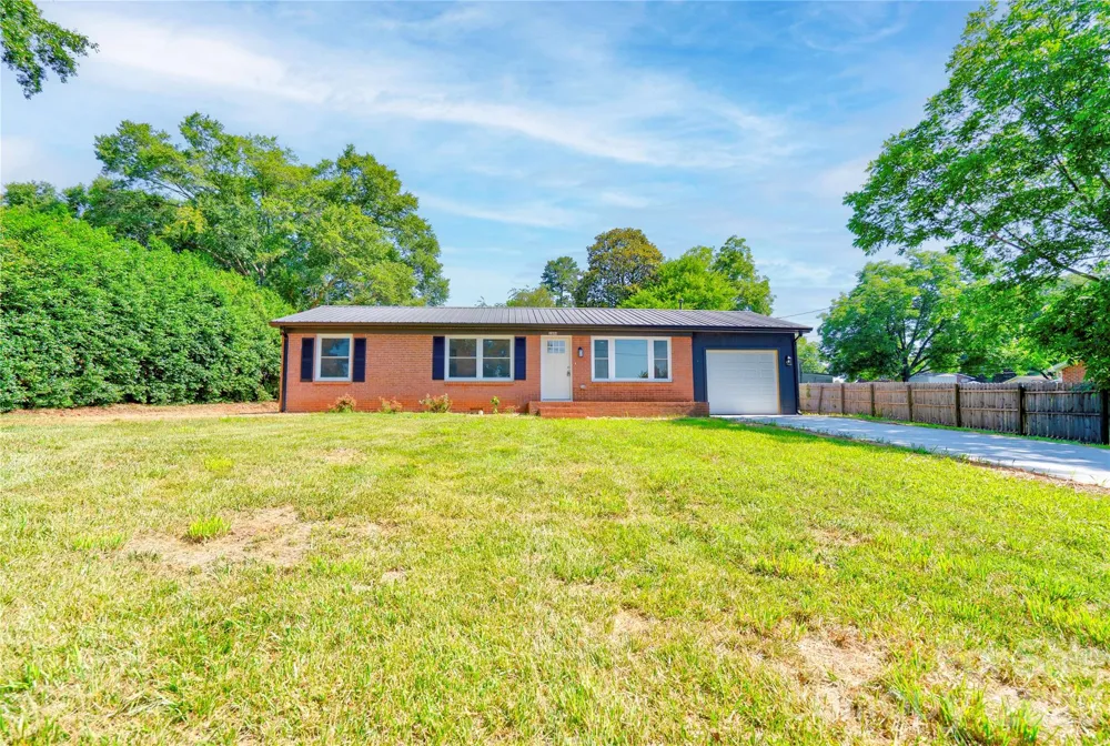 2994 Lutz Boulevard Newton, NC 28658