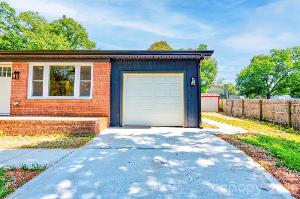 2994 Lutz Boulevard Newton, NC 28658