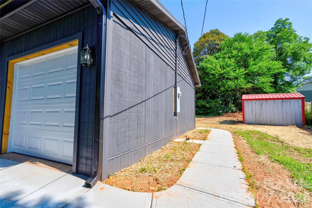 2994 Lutz Boulevard Newton, NC 28658