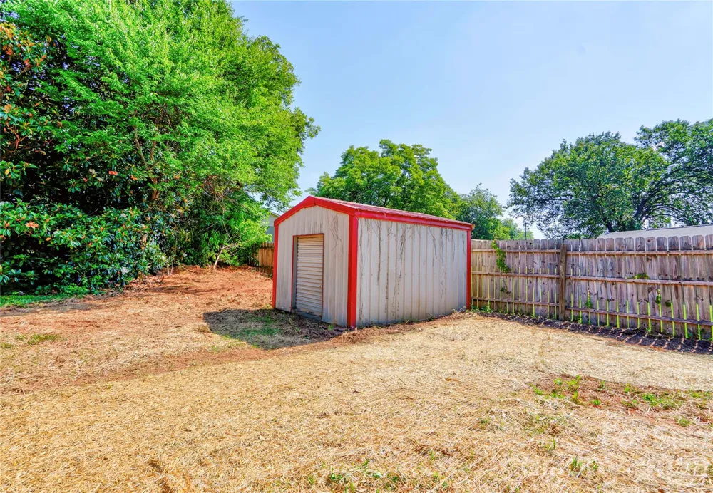 2994 Lutz Boulevard Newton, NC 28658