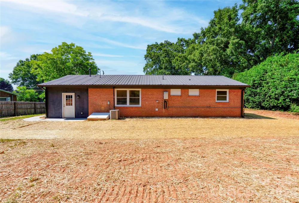 2994 Lutz Boulevard Newton, NC 28658