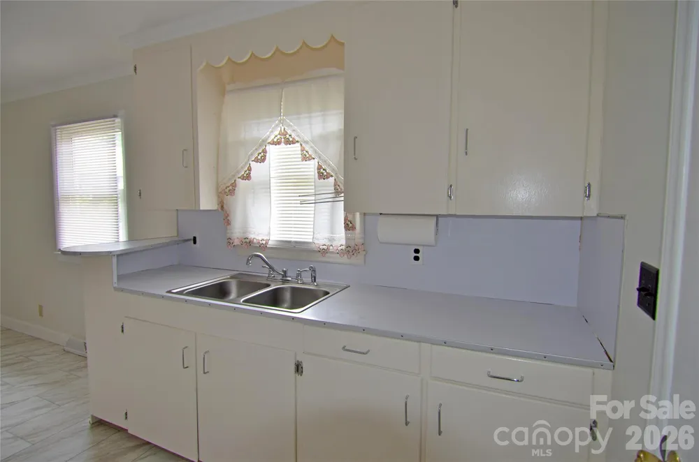 309 Morehead Road Marion, NC 28752