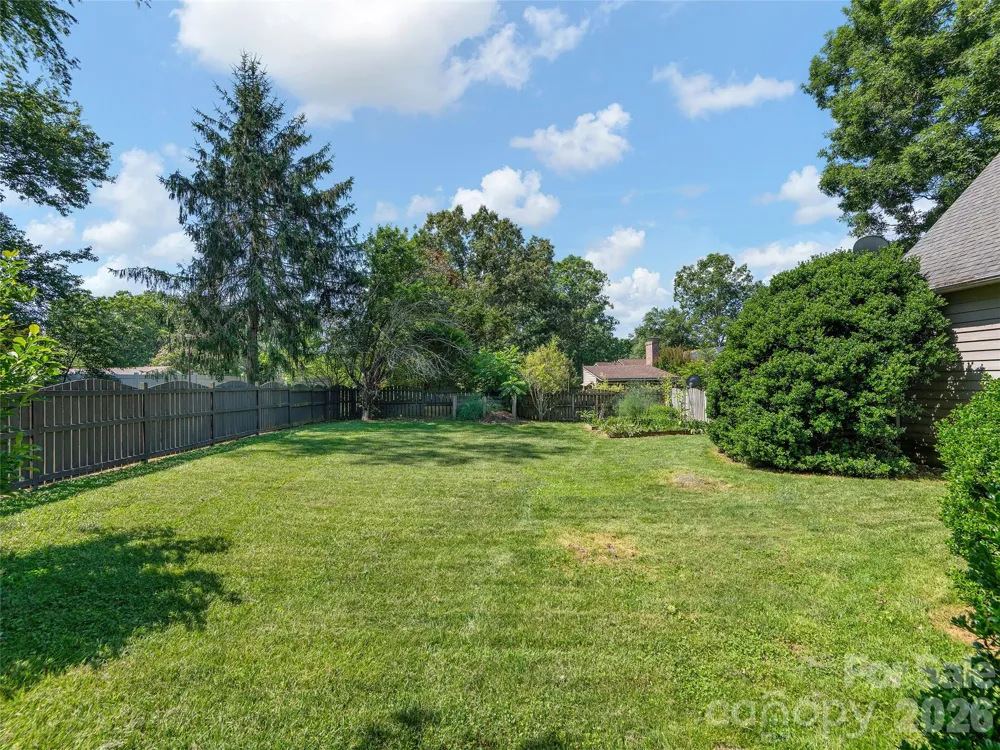 3 Carolewood Drive Horse Shoe, NC 28742