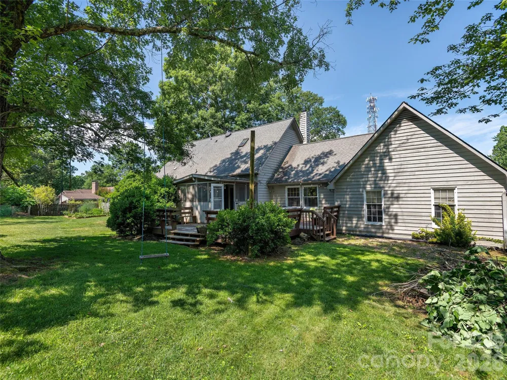 3 Carolewood Drive Horse Shoe, NC 28742