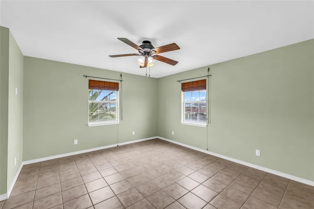 16526 Nassau Way Jamaica Beach, TX 77554