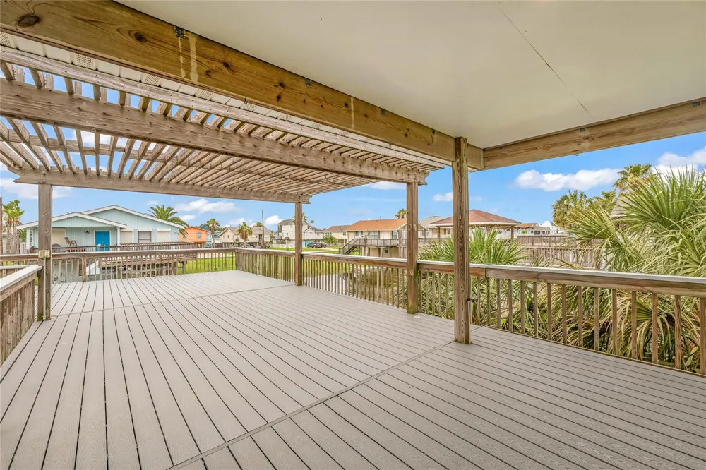 16526 Nassau Way Jamaica Beach, TX 77554