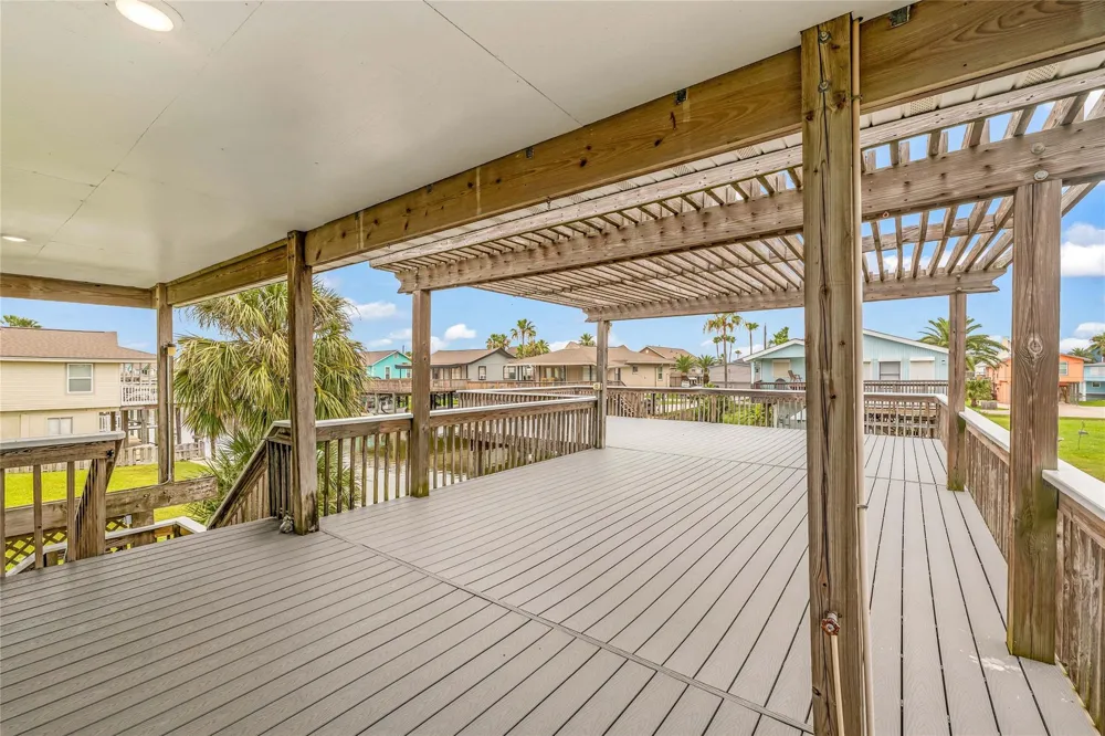 16526 Nassau Way Jamaica Beach, TX 77554