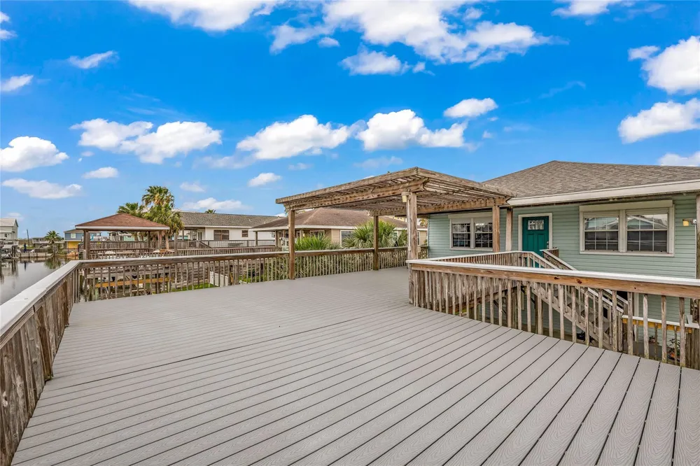 16526 Nassau Way Jamaica Beach, TX 77554