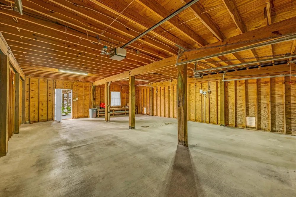 16526 Nassau Way Jamaica Beach, TX 77554