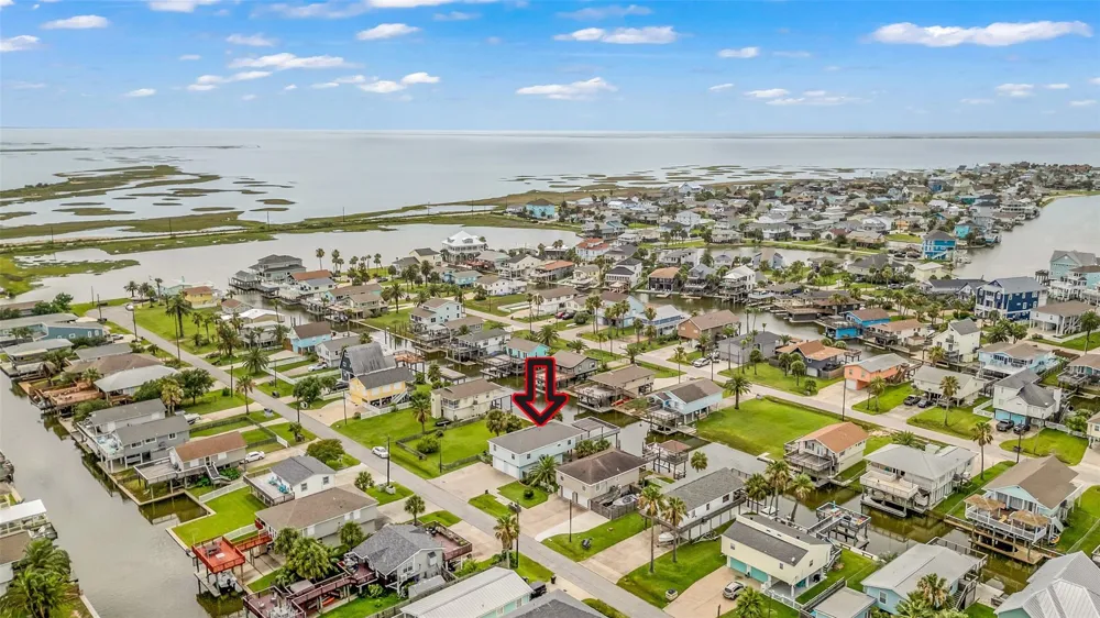 16526 Nassau Way Jamaica Beach, TX 77554