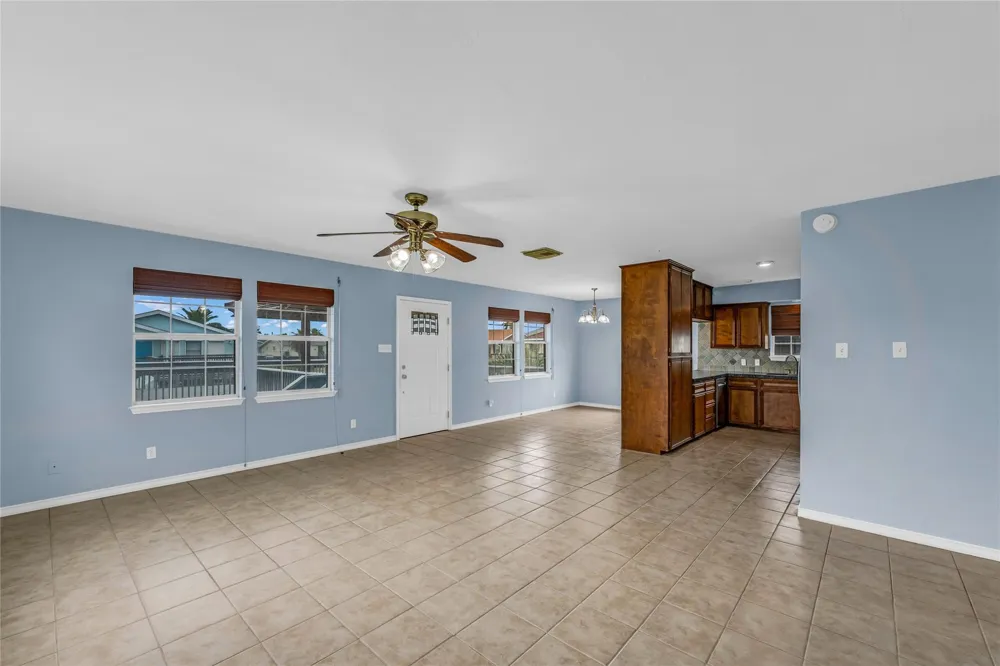 16526 Nassau Way Jamaica Beach, TX 77554