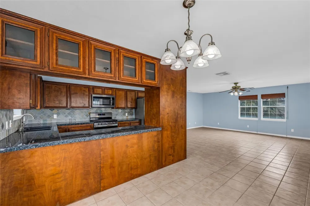 16526 Nassau Way Jamaica Beach, TX 77554