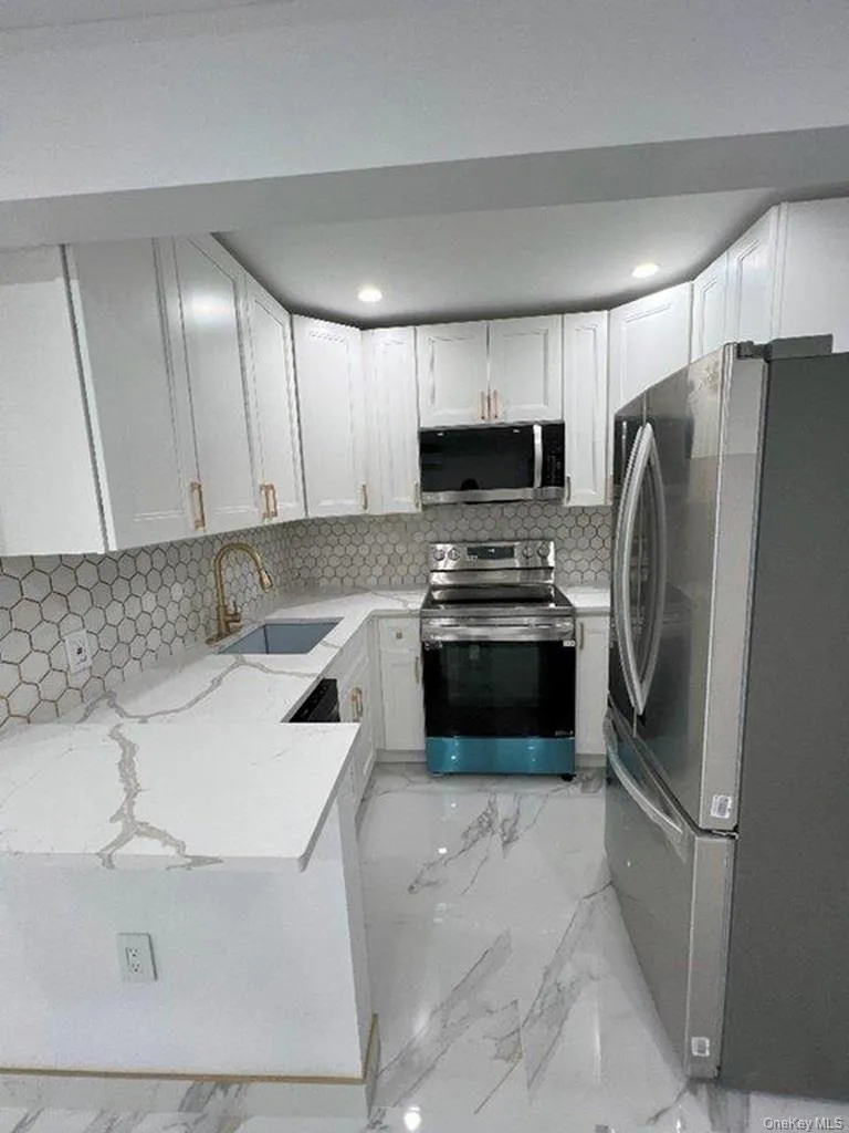 730 E 217 STREET #1 Bronx, NY 10467