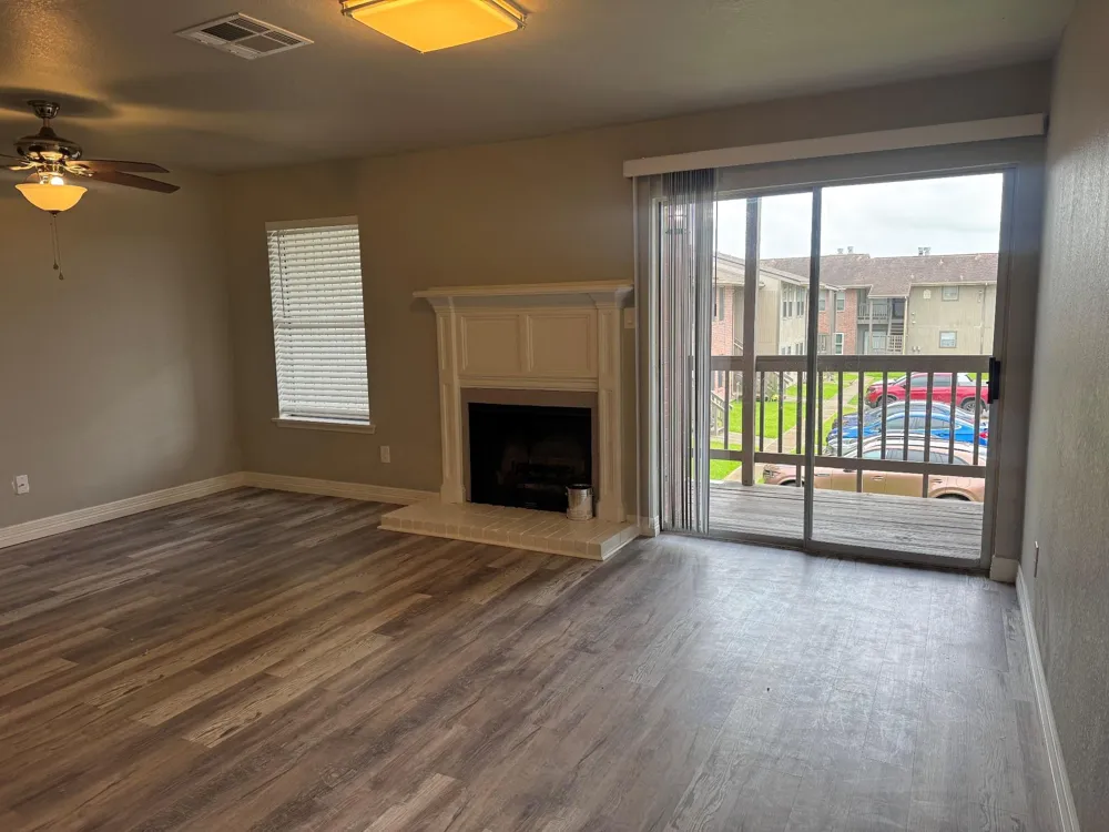 418 Garland Drive #244 Lake Jackson, TX 77566
