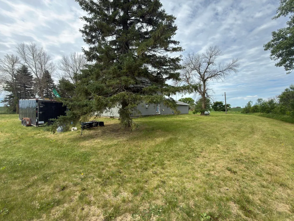 93883 580th Avenue Mountain Lake, MN 56159