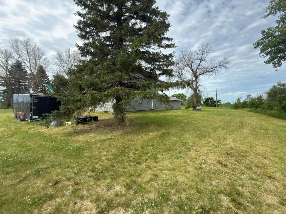 93883 580th Avenue Mountain Lake, MN 56159