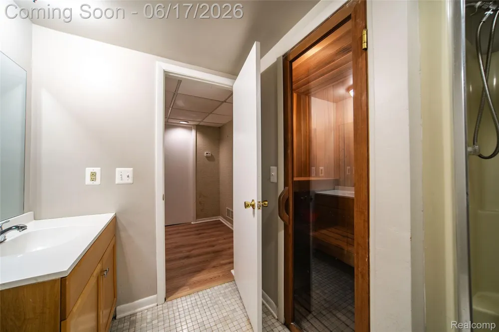 2915 Dunsary Lane Genoa Township, MI 48114
