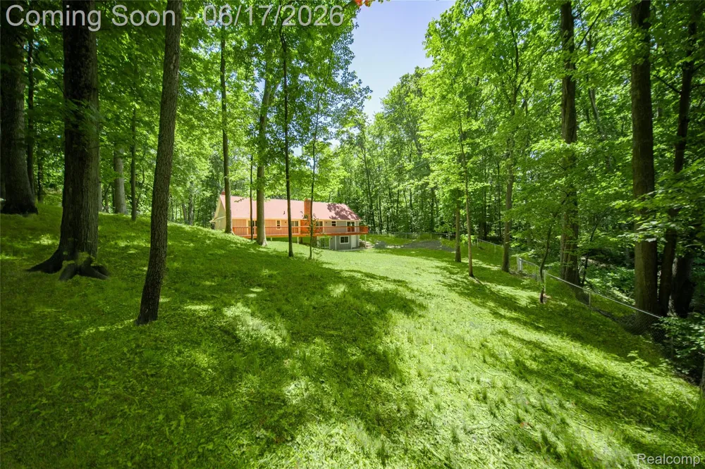 2915 Dunsary Lane Genoa Township, MI 48114
