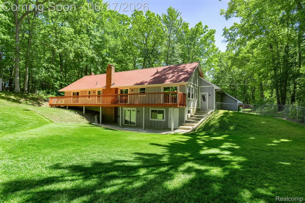 2915 Dunsary Lane Genoa Township, MI 48114