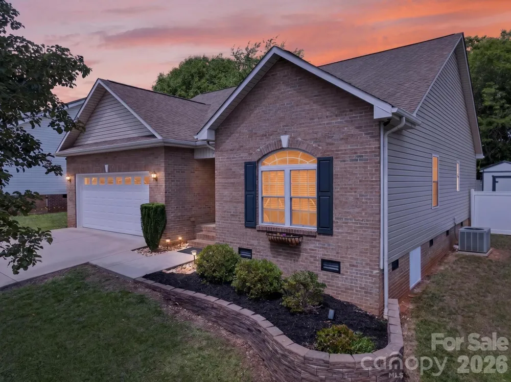 1590 Mayfair Drive Conover, NC 28613
