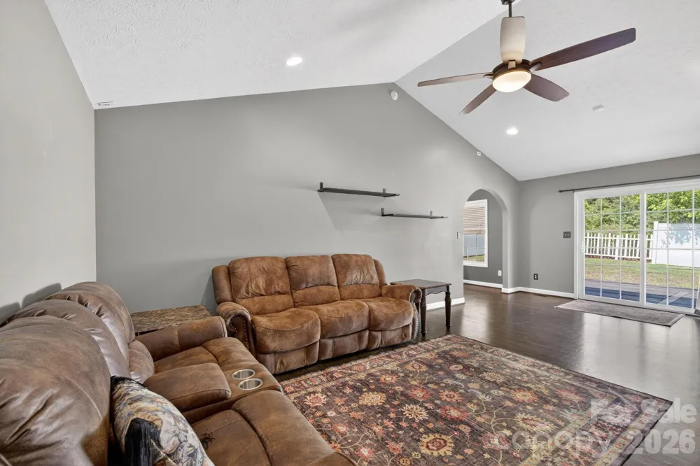 1590 Mayfair Drive Conover, NC 28613