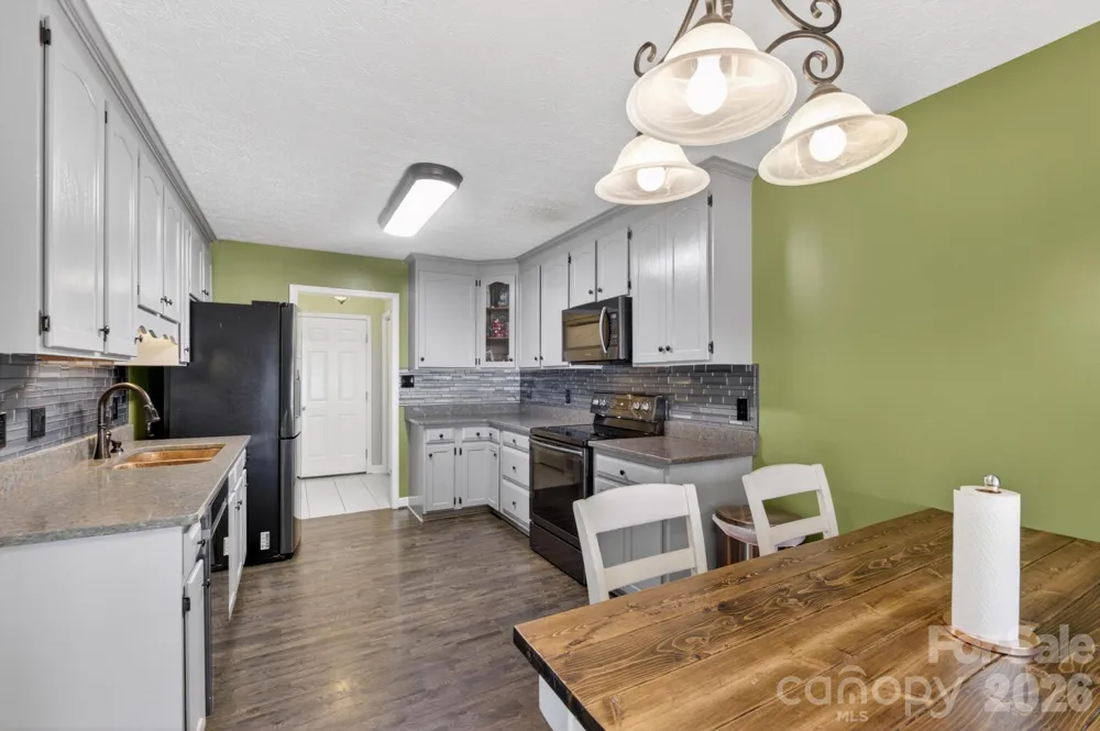 1590 Mayfair Drive Conover, NC 28613
