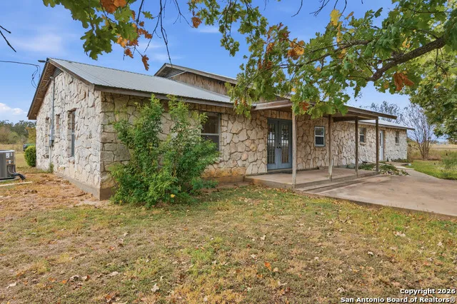 9325 Fm 1339 Martindale, TX 78655