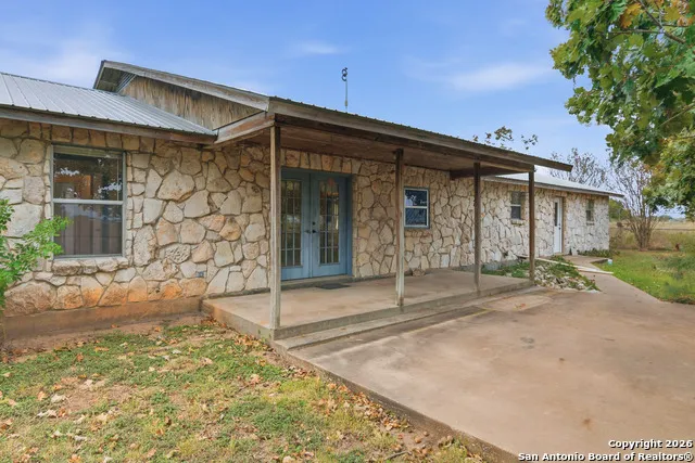 9325 Fm 1339 Martindale, TX 78655