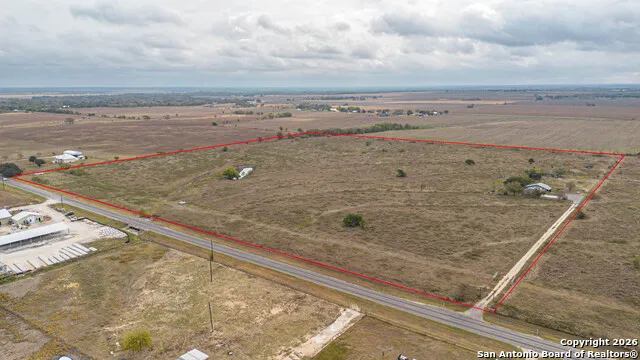 9325 Fm 1339 Martindale, TX 78655