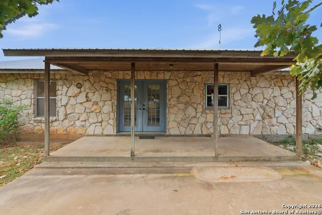 9325 Fm 1339 Martindale, TX 78655