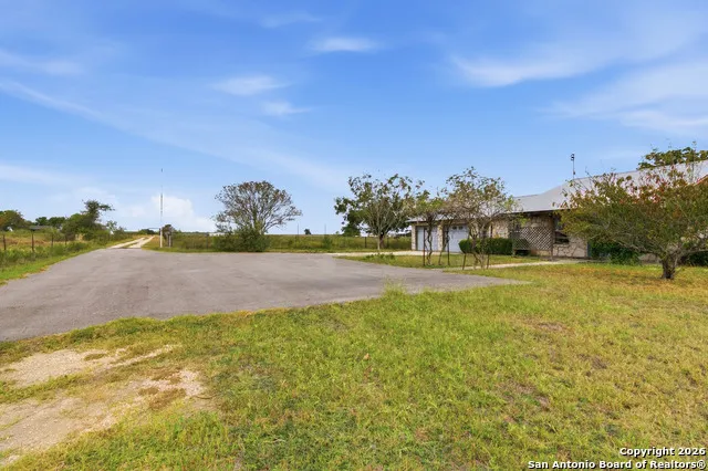 9325 Fm 1339 Martindale, TX 78655