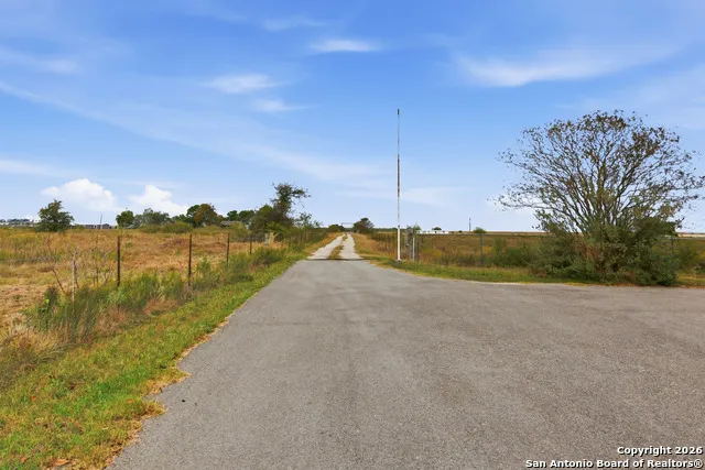 9325 Fm 1339 Martindale, TX 78655