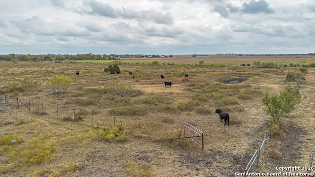9325 Fm 1339 Martindale, TX 78655